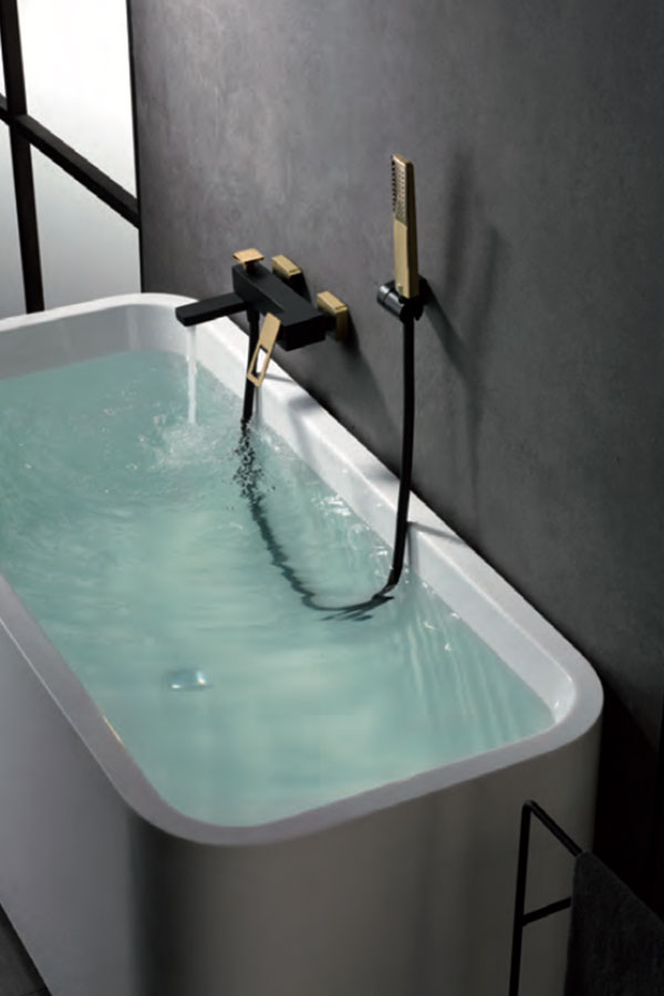 Grifería de baño y ducha monomando empotrado negro oro serie Suecia